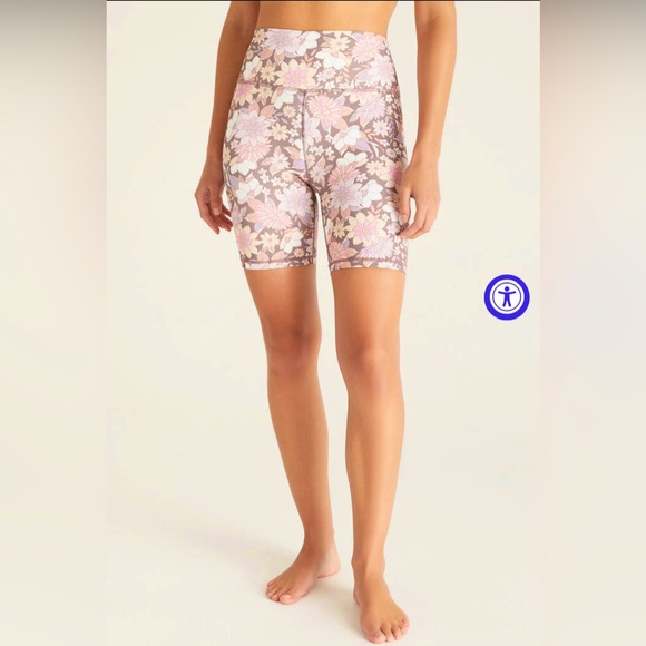 NEW Z Supply Active Pink and Purple floral Bike Shorts size M - Picture 2 of 10